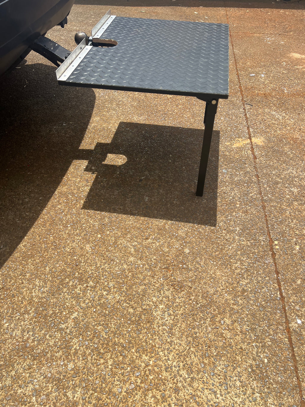 SteadyDog SteadyStep – Heavy Duty Towbar Dog Step